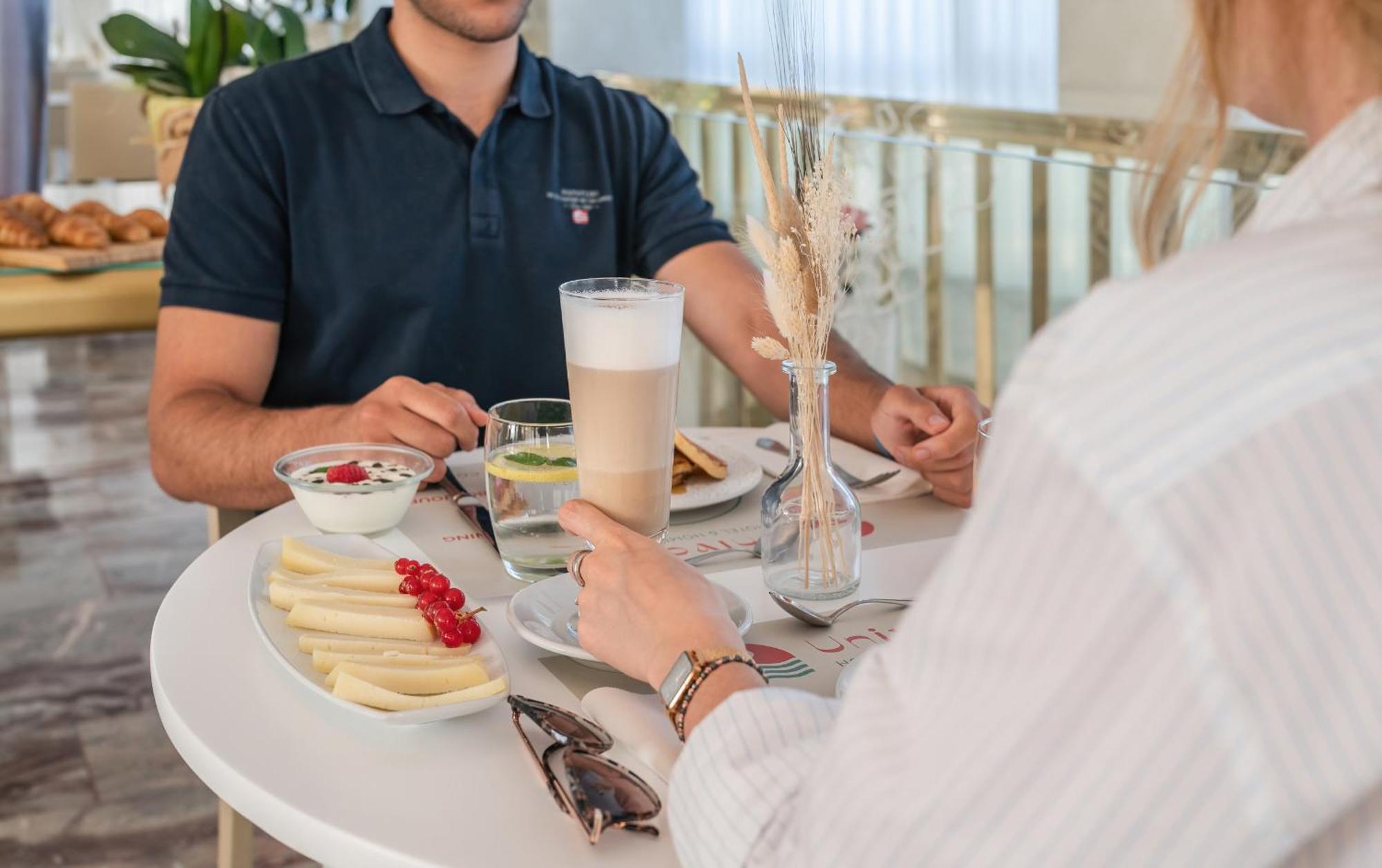 Hotel Universal Каттоліка Екстер'єр фото